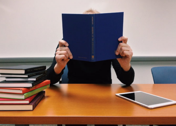 The Atlantic: Elite Students Struggle to Read Books